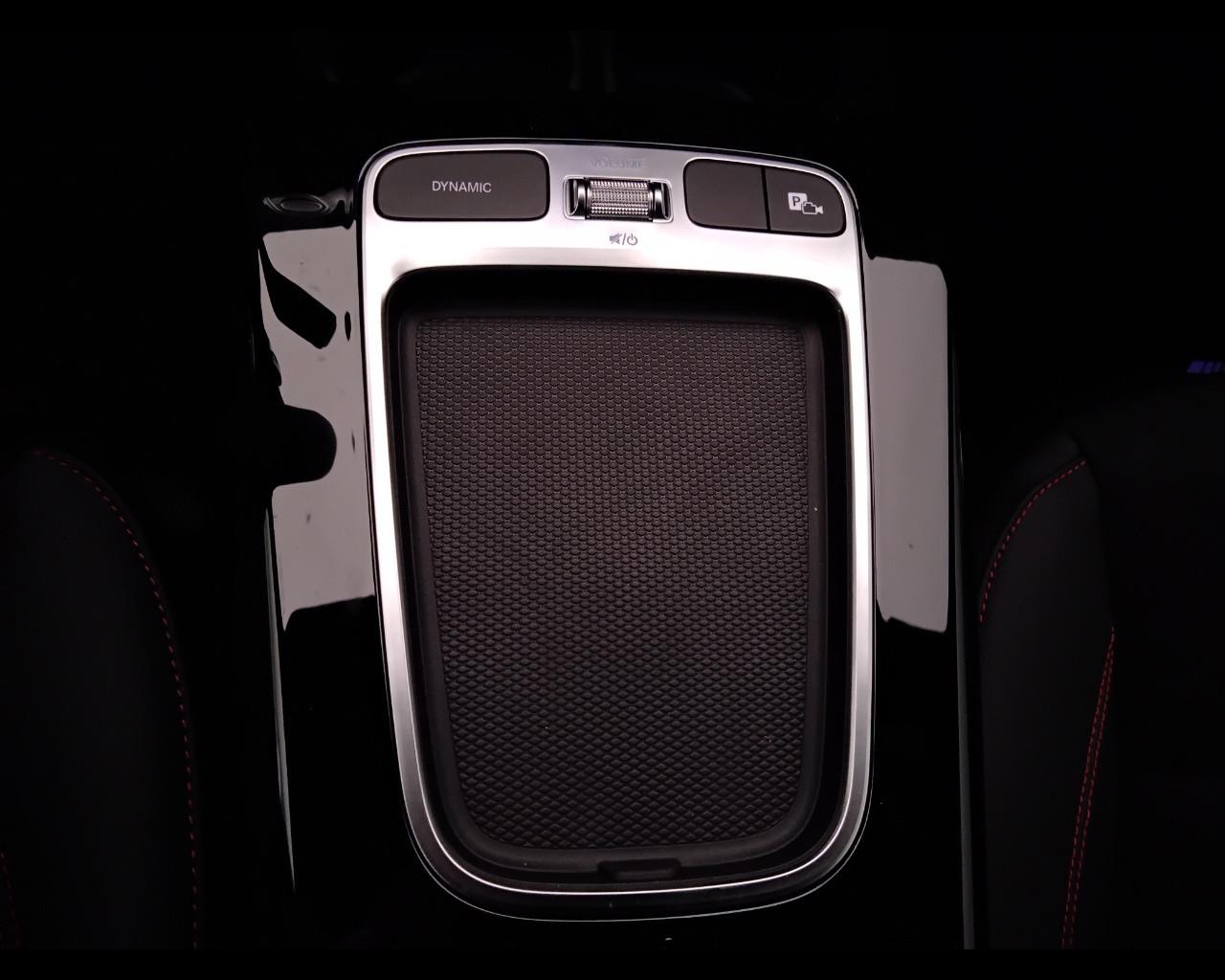 Mercedes-Benz Classe A - W177 2023 - A 180 d AMG Line Advanced Plus auto