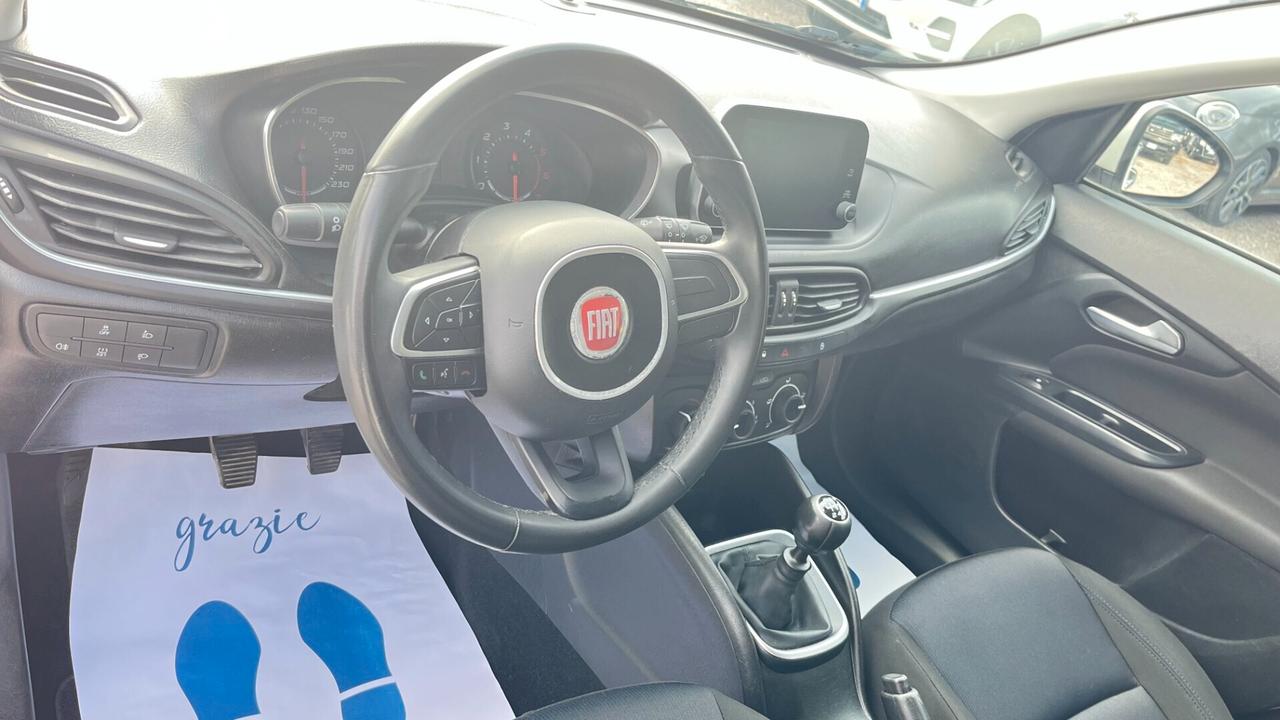 Fiat Tipo 1.6 Mjt S&S 5 porte Easy