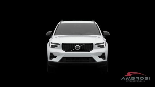 VOLVO XC40 B3 Mild hybrid Benzina Plus