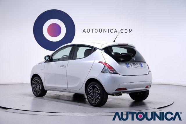 LANCIA Ypsilon 1.2 69 CV 5 PORTE S&S ELEFANTINO BLU NEOPATENTATI