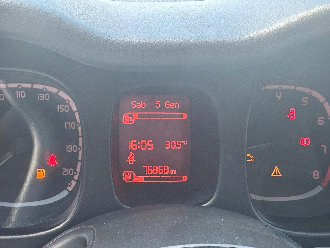 Fiat New Panda 1.0 FireFly S&S Hybrid City Life