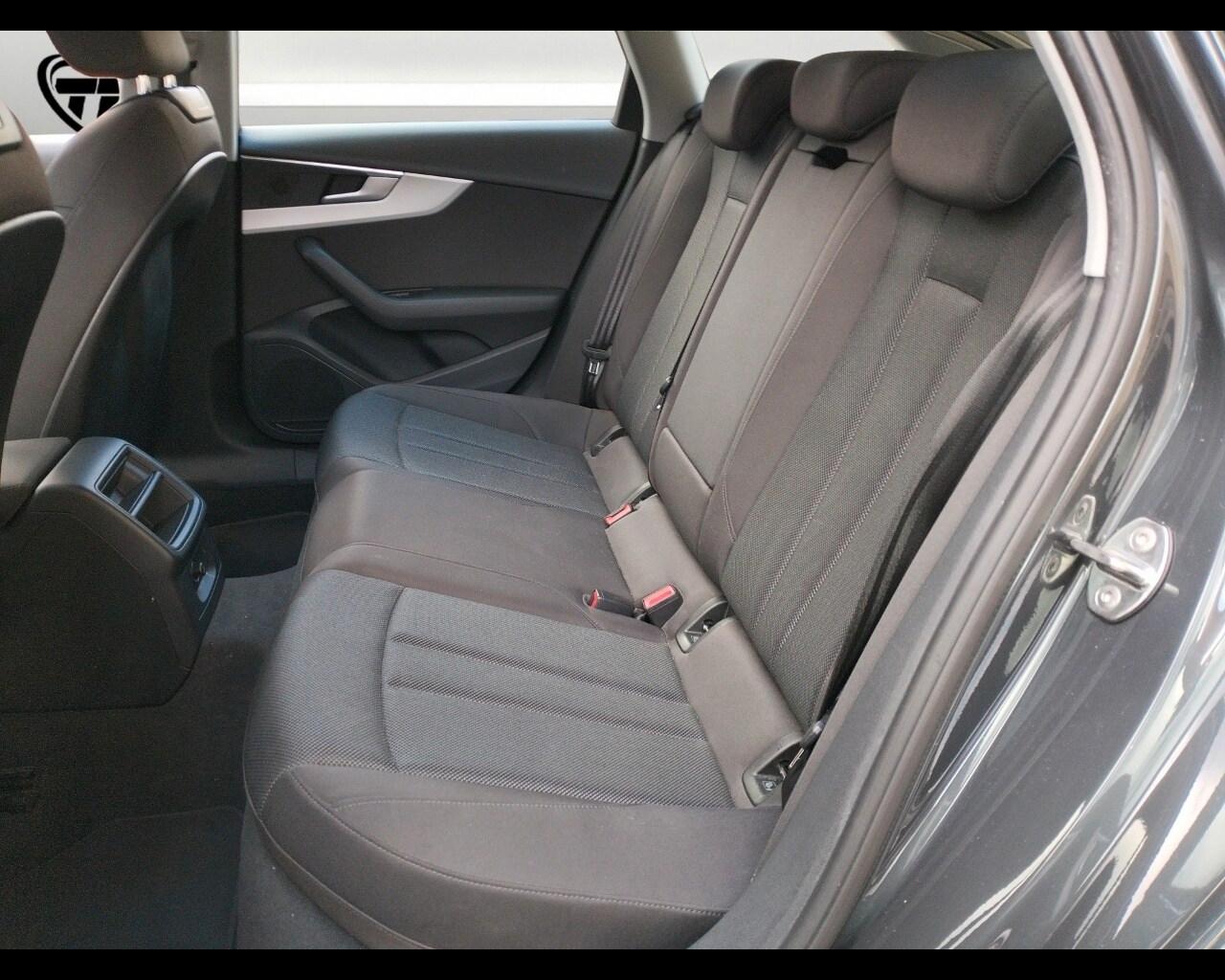 AUDI A4 5ª serie A4 Avant 40 TDI S tronic