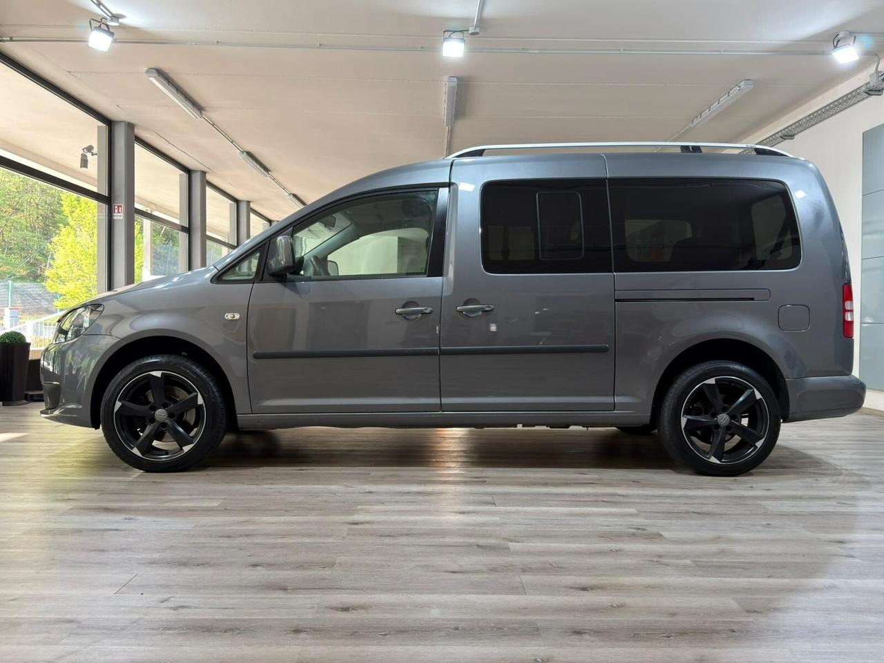 VW CADDY MAXI 1.6 TDI 102CV 7POSTI GANCIO TRAINO