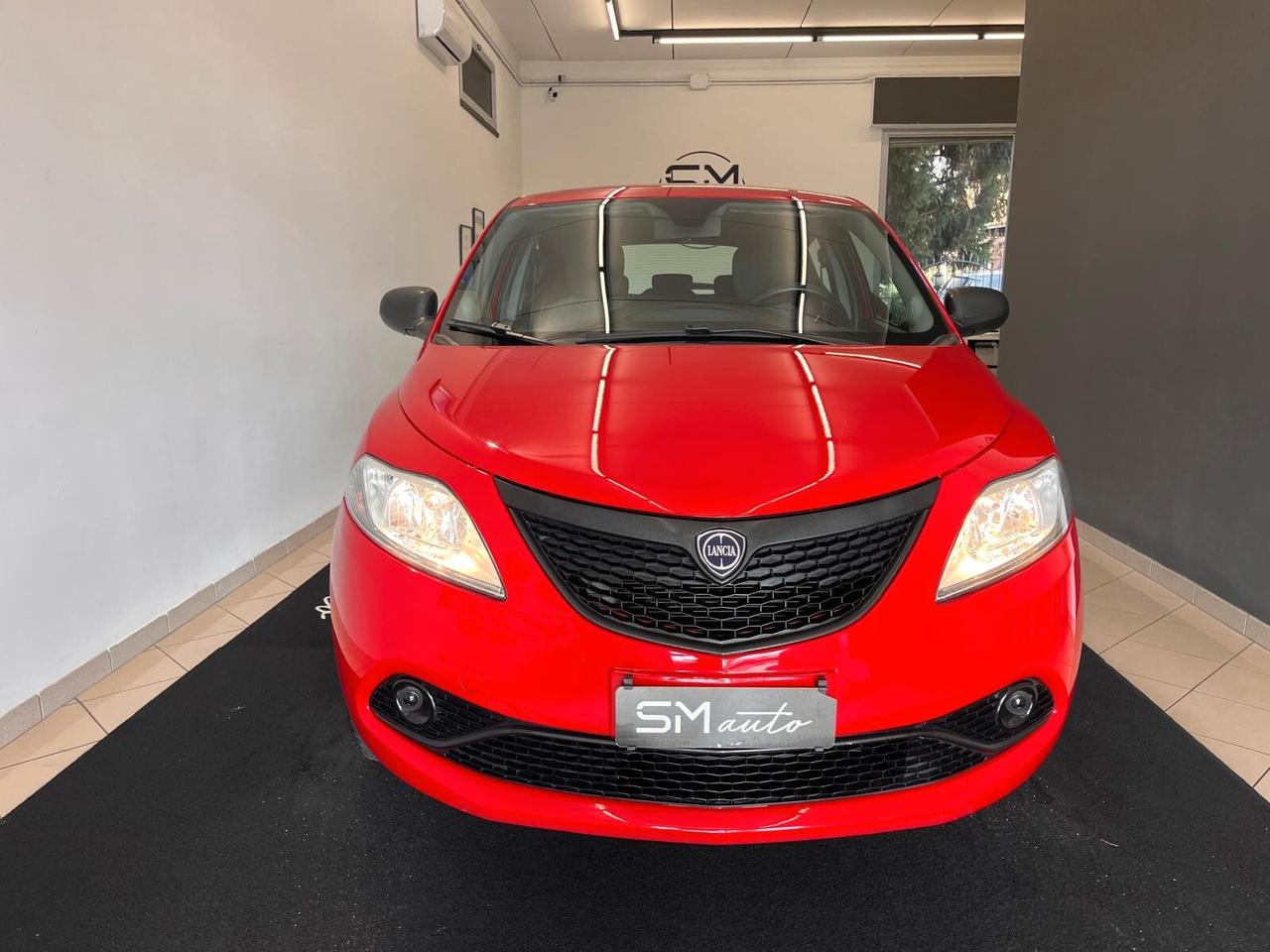 Lancia Ypsilon 1.2 69 CV 5 porte GPL Ecochic Silver