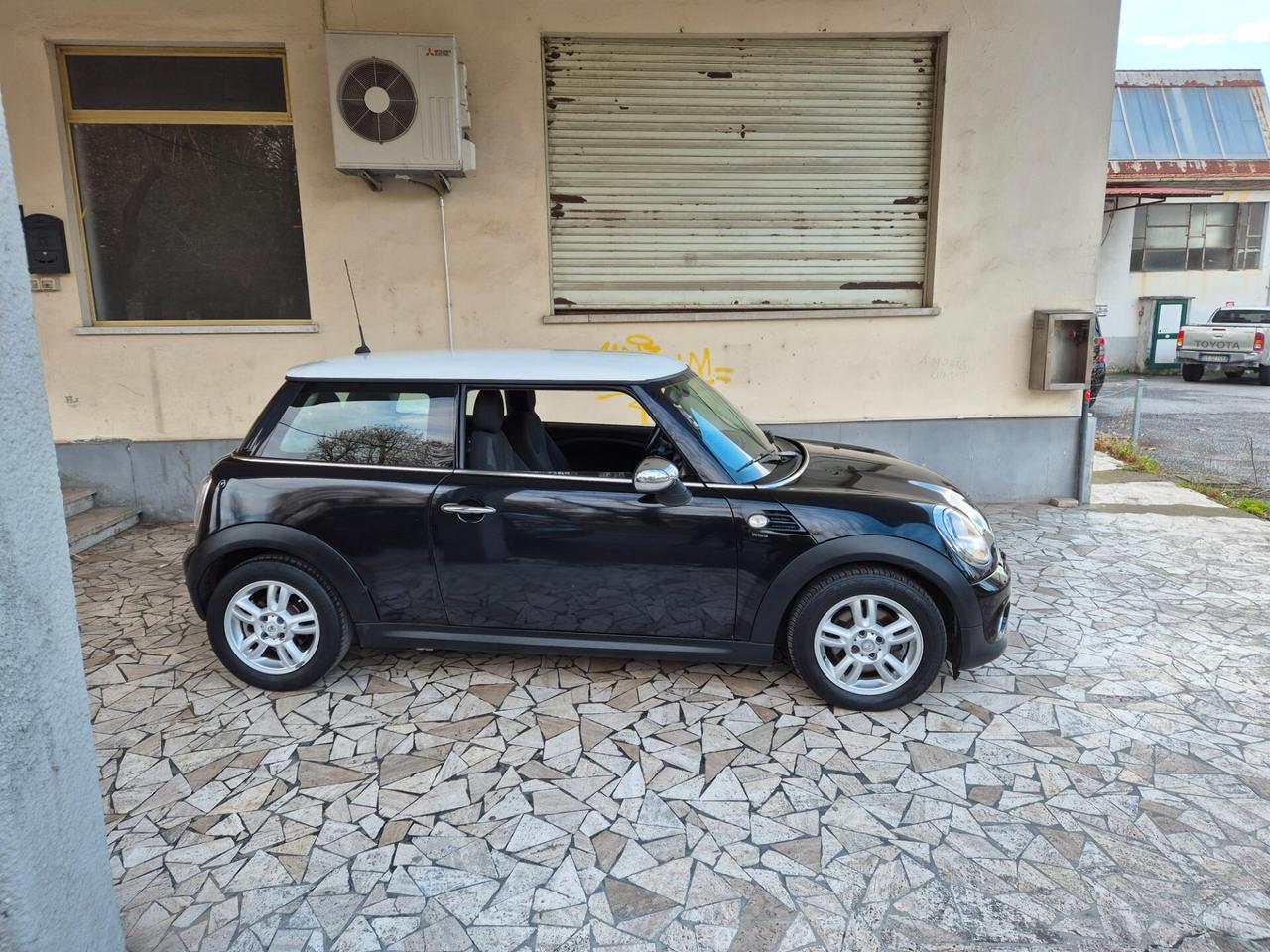 Mini Cooper 16V One (55kW) Neopatentati- 2011