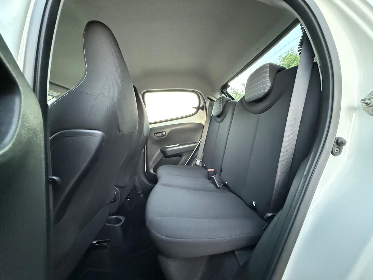 PEUGEOT 108 72 S&S 5 PORTE ALLURE UNI PRO