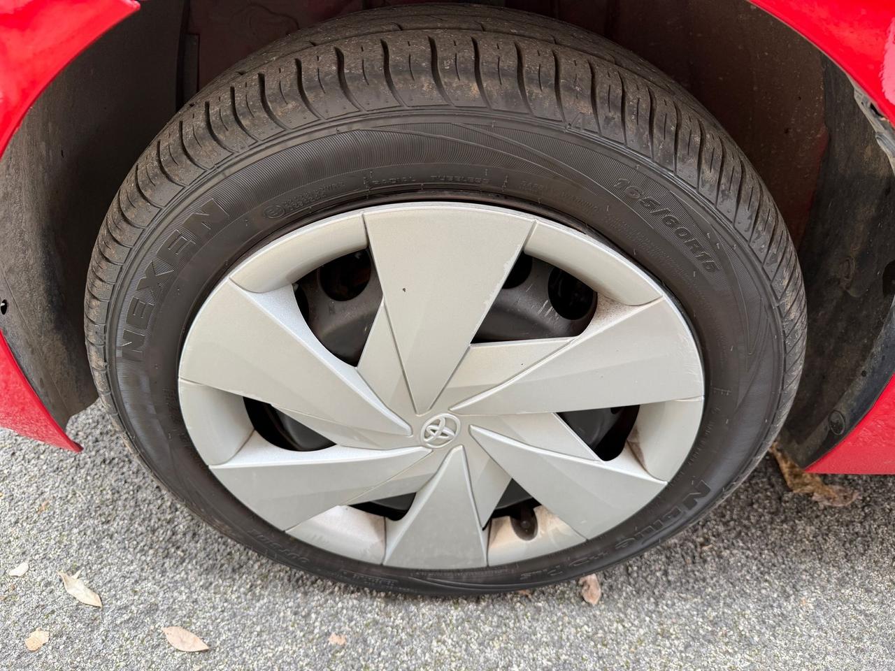 Toyota Aygo 1.0 VVT-i 69CV x-play *NEOPATENTATI*