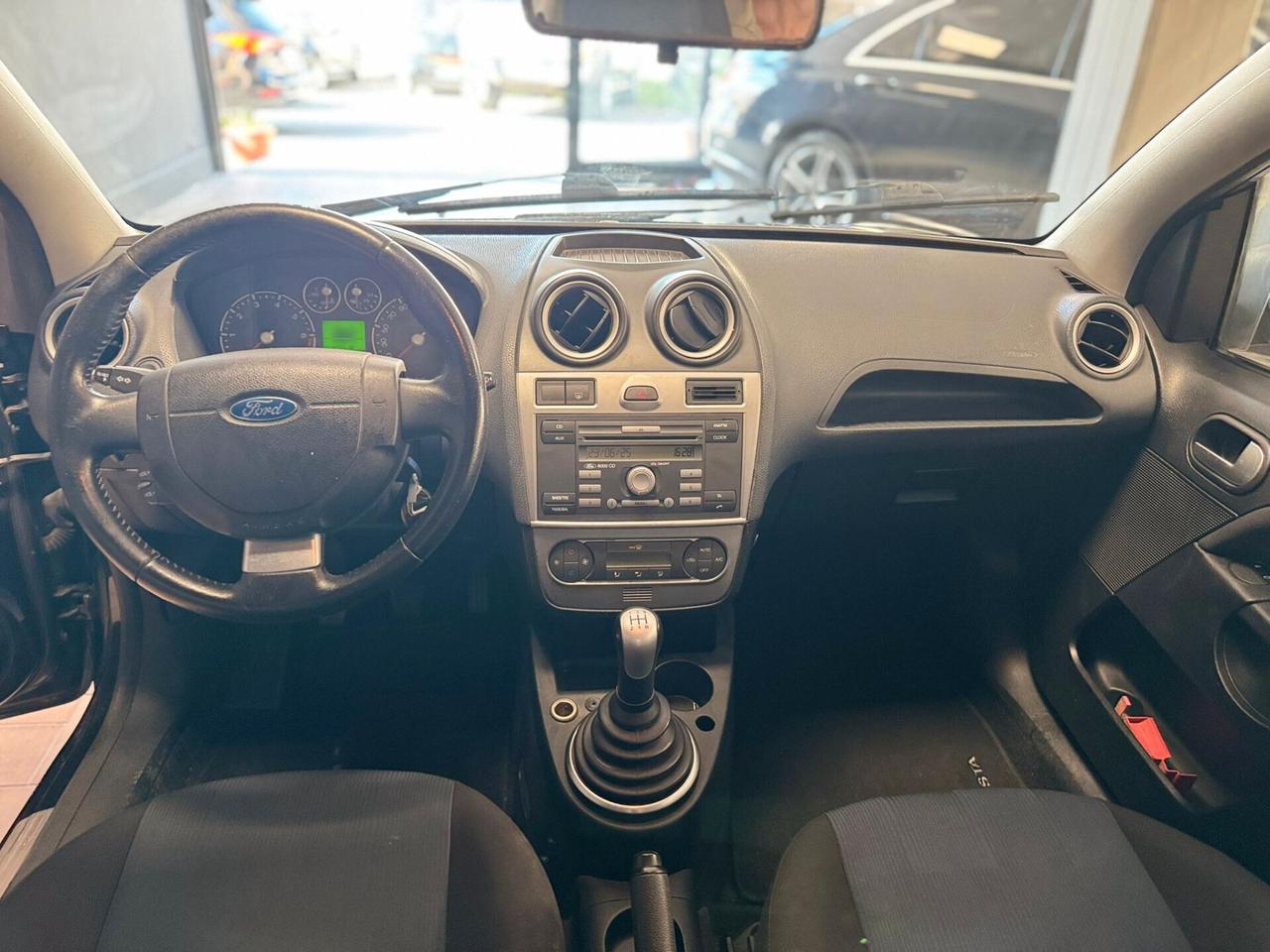 Ford Fiesta 1.2 16V 3p. Ghia