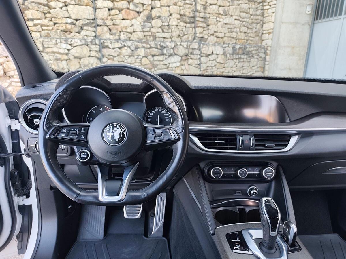 Alfa Romeo Stelvio 2.2 Turbodiesel 210 CV AT8 Q4 Ti