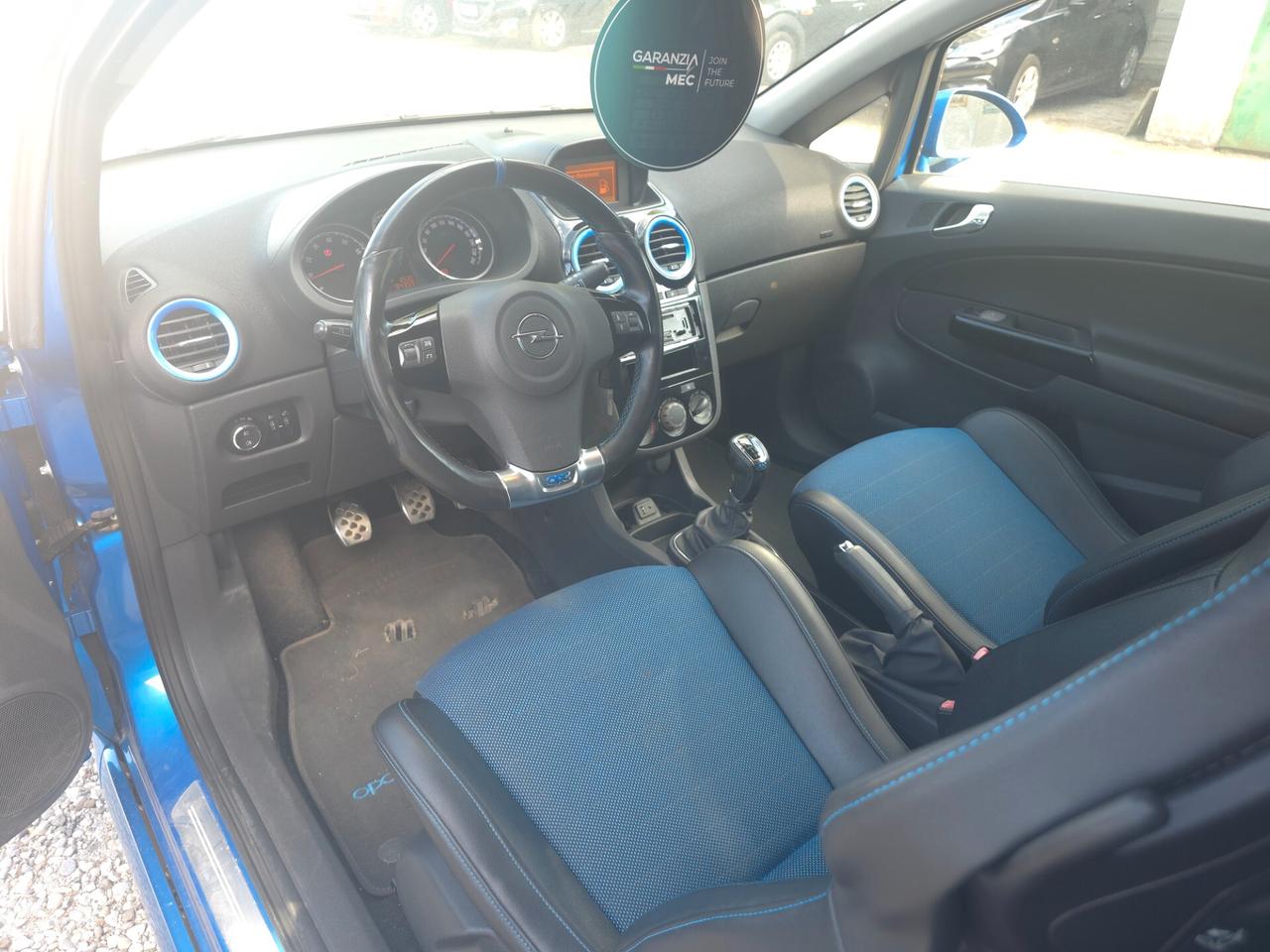 Opel Corsa 1.6 T 192CV 3 porte OPC