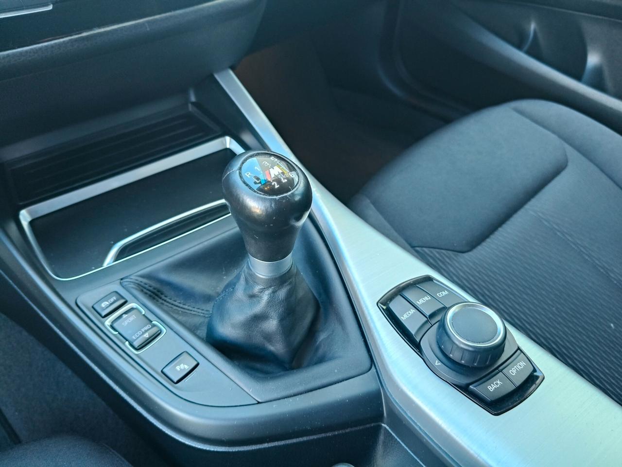 Bmw 116 116d 5p. Advantage
