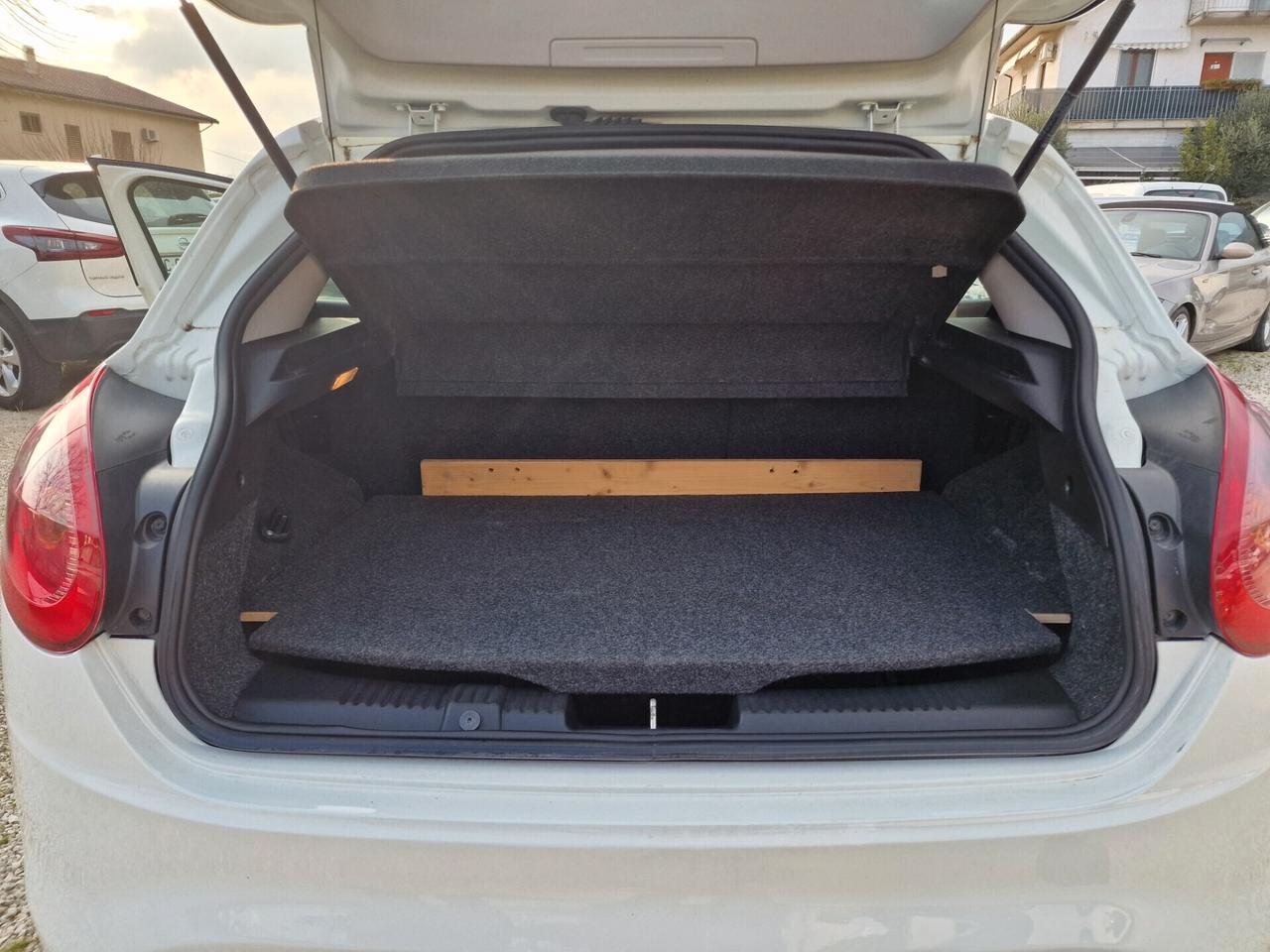 Fiat Bravo 1.4 Easy 90 cv con Metano