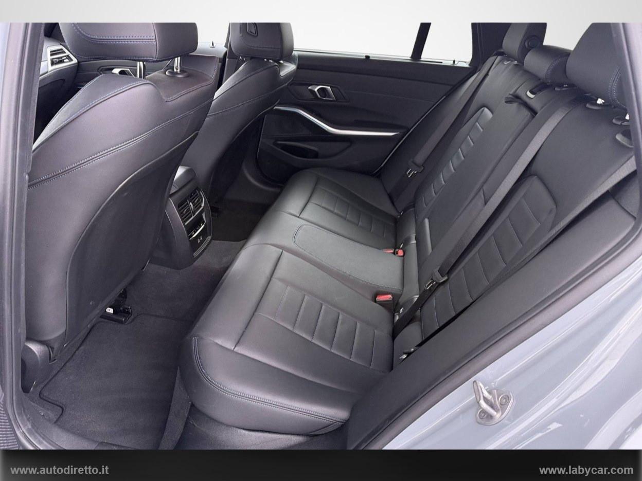 BMW 330e Touring Msport