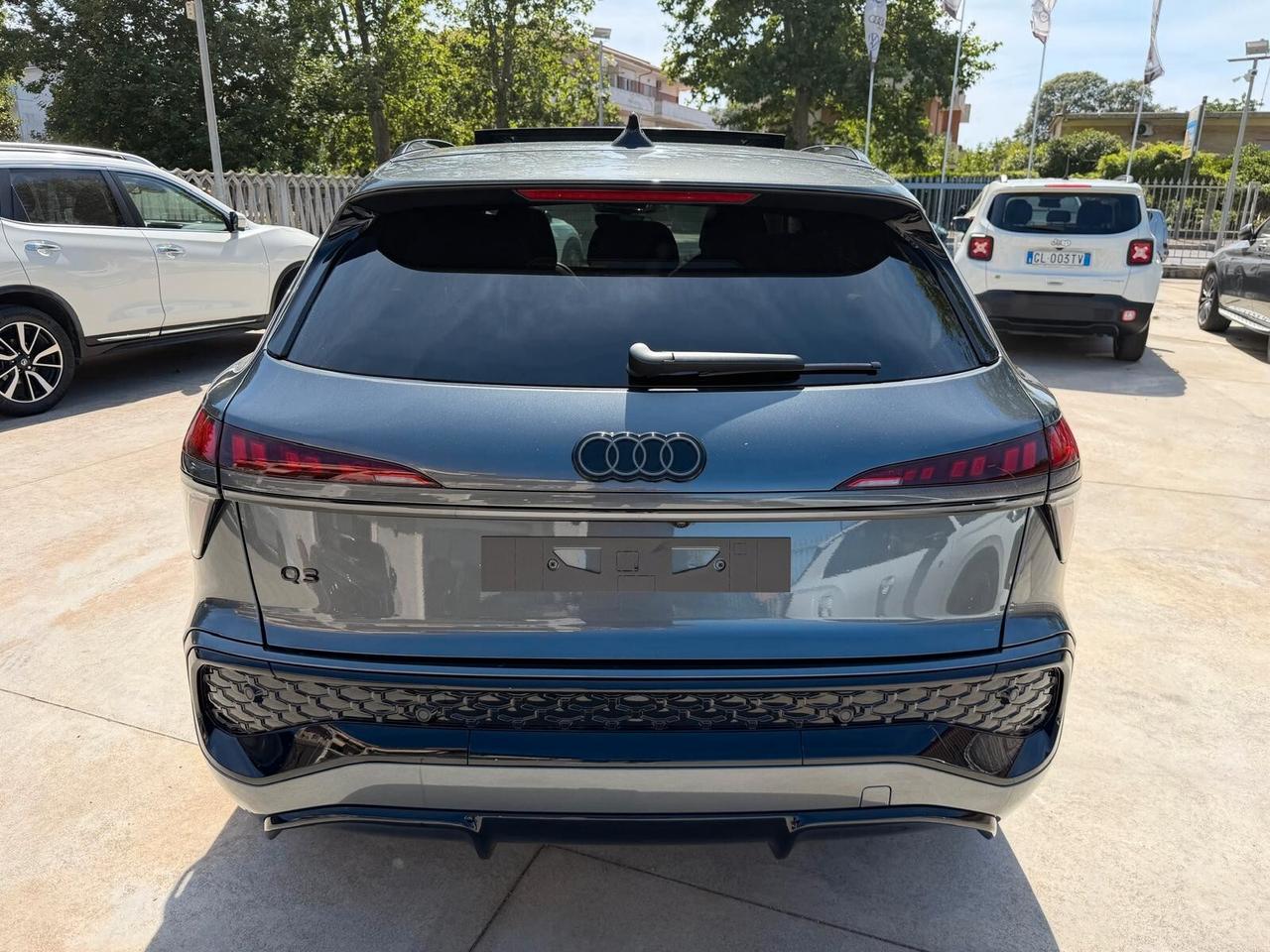 Audi Q3 S-LINE S-TRONIC 20" 150 CV