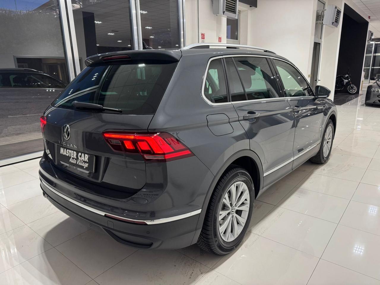 Volkswagen Tiguan 2.0 TDI Life (SUPER PREZZO)