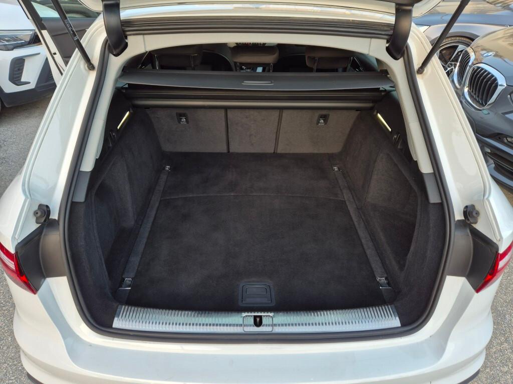 Audi A4 Avant 2.0 TDI S-tronic Business mild hybrid