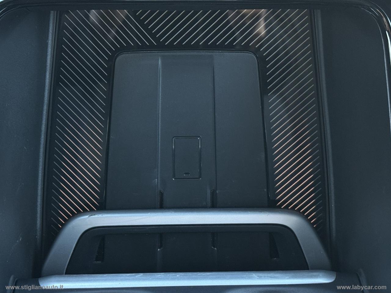 BMW 218d Active Tourer Msport HEAD- UP DISPLAY