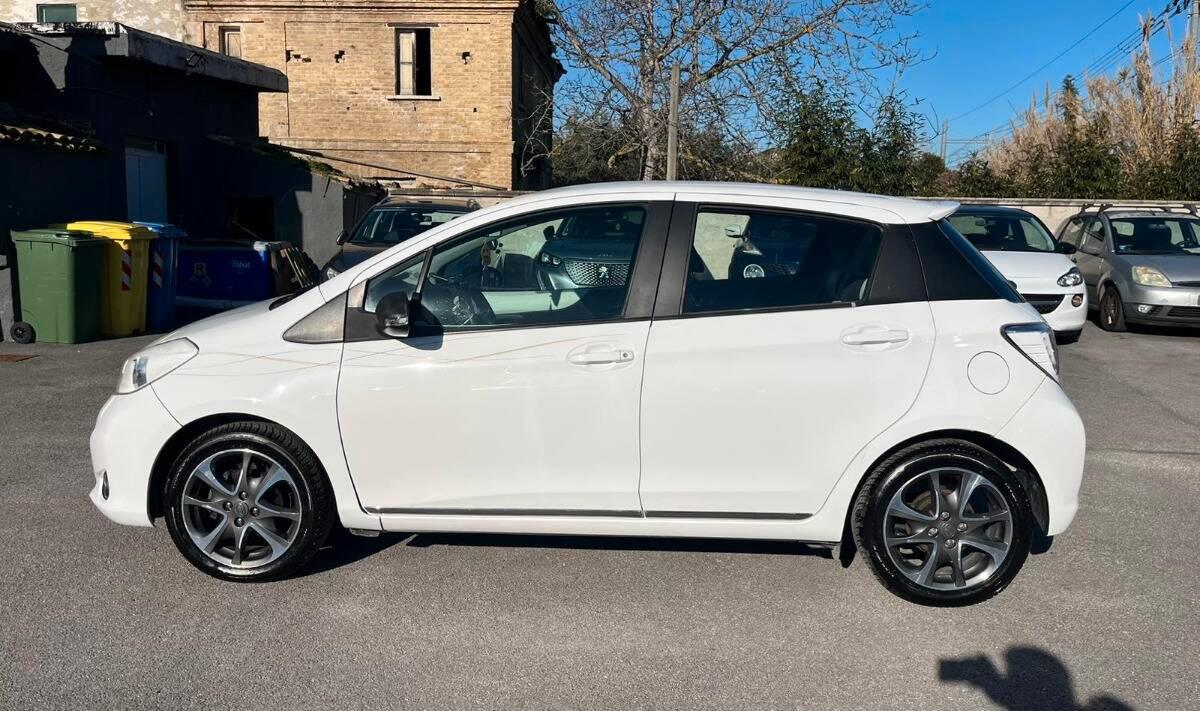 Toyota Yaris 3 Porte 1.0 Lounge s CL 3p