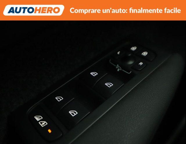 VOLVO XC40 B3 automatico Essential