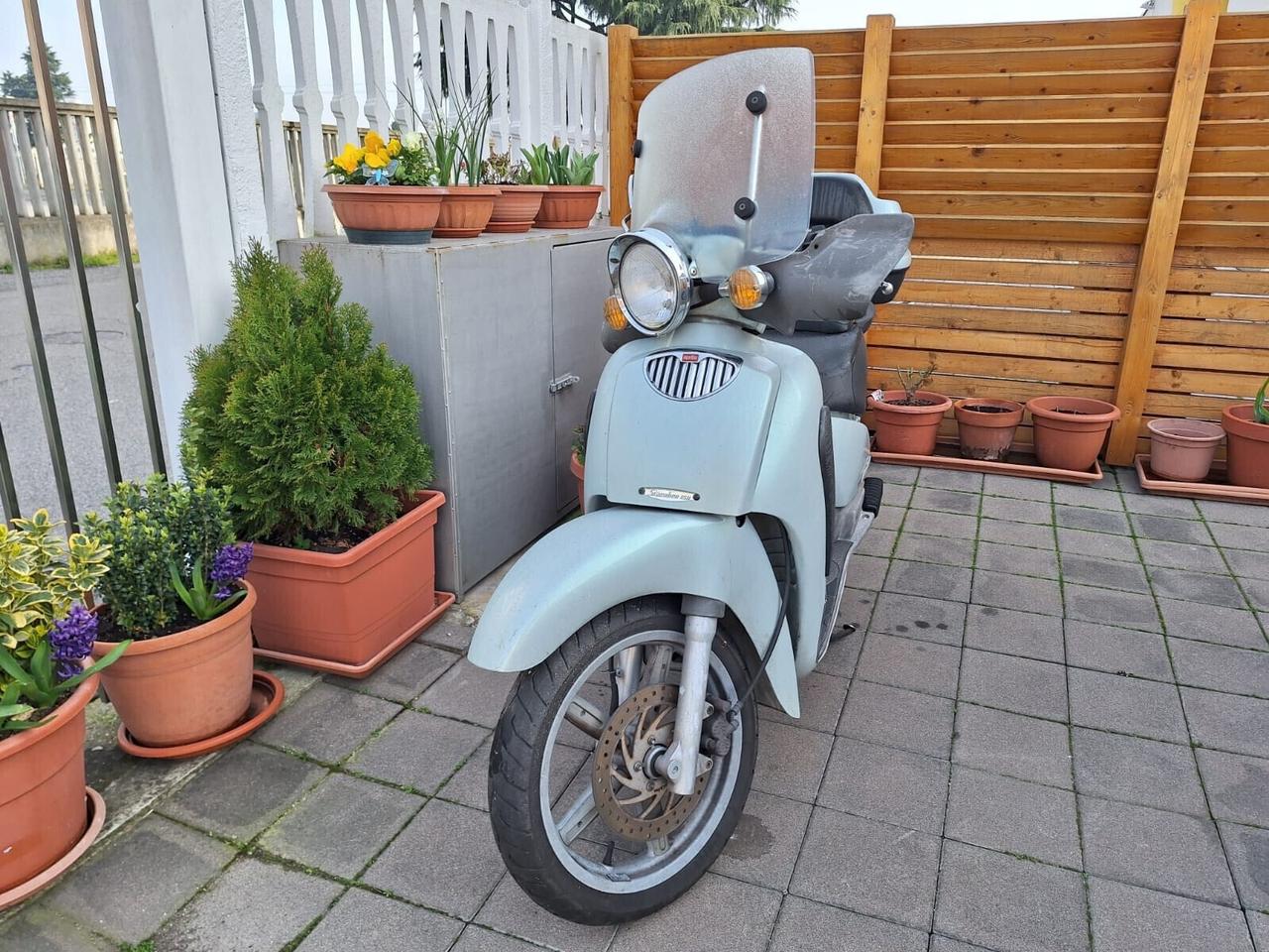 Aprilia Scarabeo 150