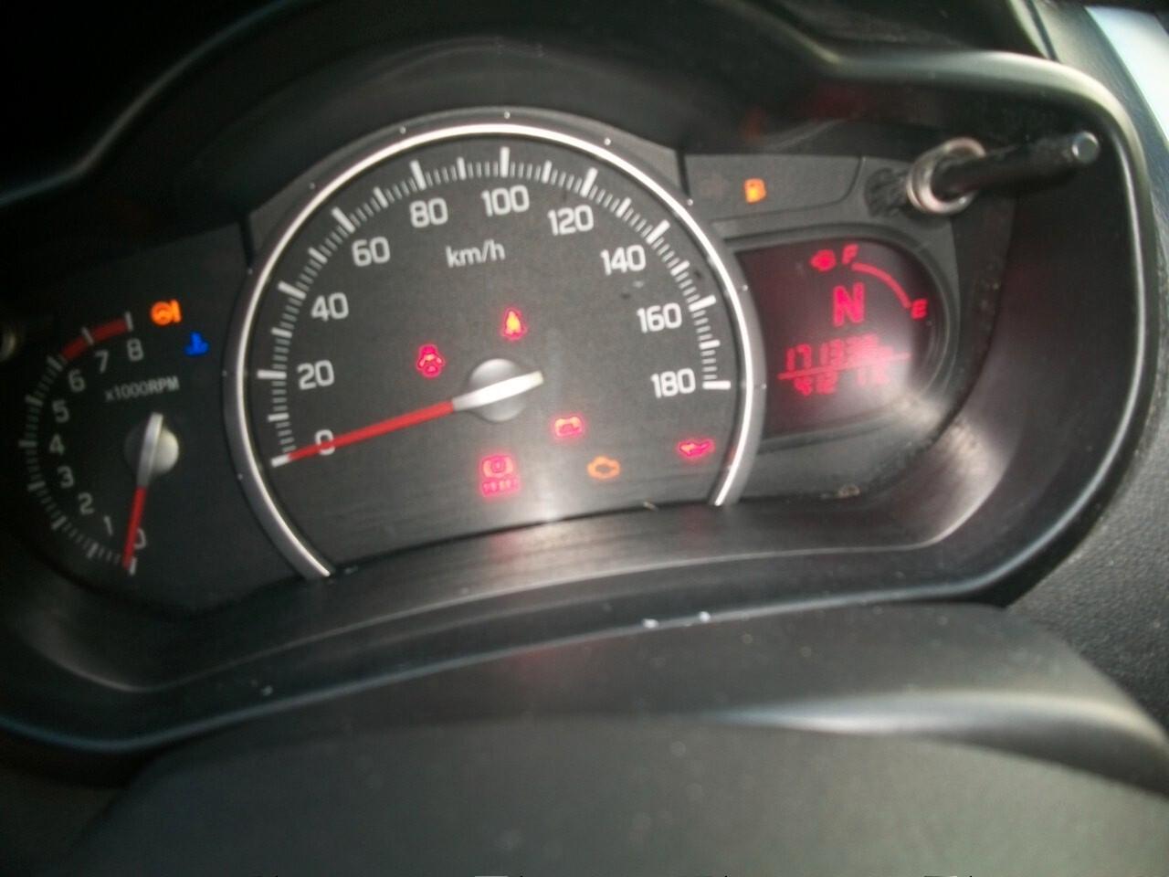 Suzuki Celerio 1.0 Style AUTOMATICA CC 1000 BENZINA SI NEOPATENTATI GARANZIA UN ANNO