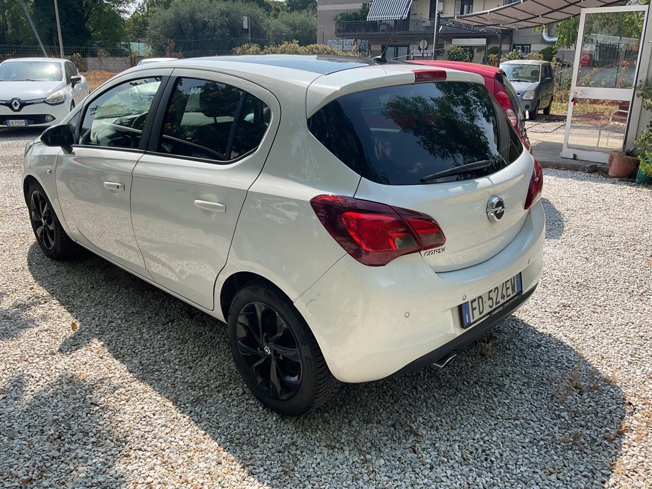 Opel Corsa 1.4 90CV 5 porte n-Joy