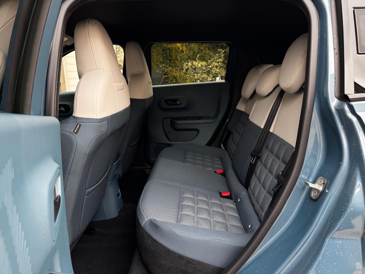 Fiat Grande Panda 1.2 Hybrid 110 CV S&S La Prima, Winter pack, Km0