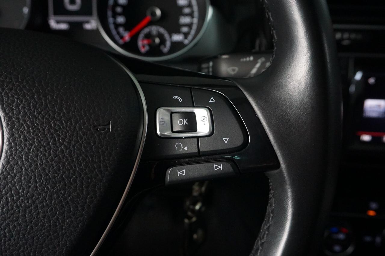 Volkswagen Golf 2.0 TDI 5p. Highline BlueMotion Technology