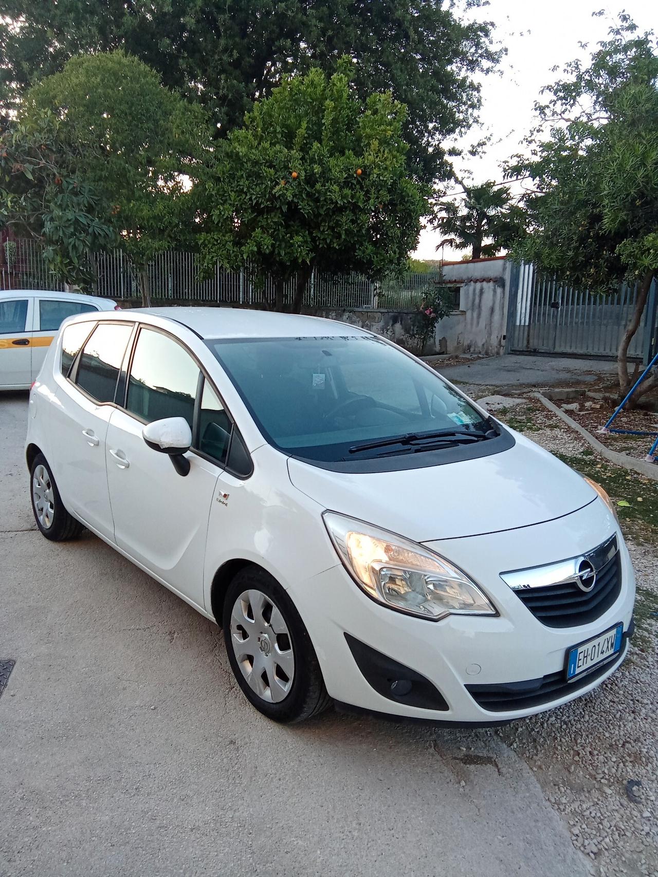 Opel Meriva 1.3 CDTI 75cv 011
