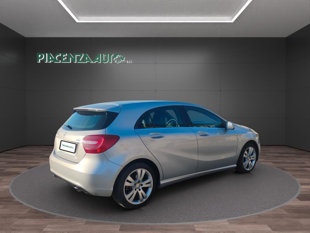 Mercedes Classe A A 180 cdi.SEDILI SPORTIVI.CERCHI 17.BLUETOOTH