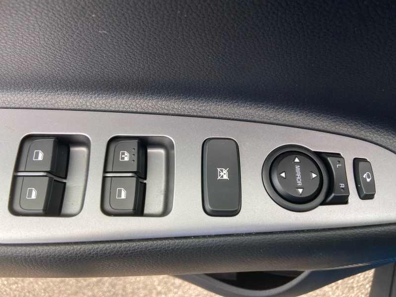 KIA Stonic 1.0 t-gdi mhev GT Line s/Techno Pack120cv DcT