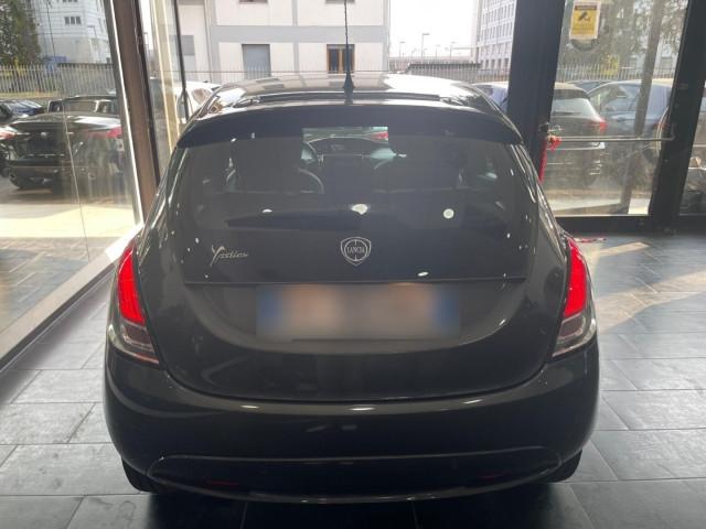 Lancia Ypsilon Ypsilon 0.9 85cv benzina Automatico Bluetooth