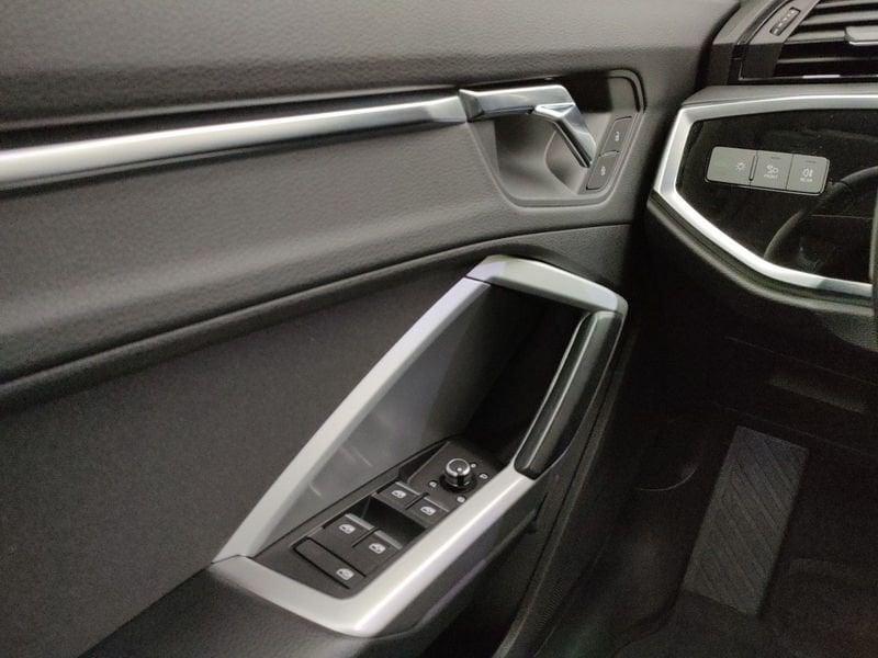 Audi Q3 Q3 35 TFSI S tronic Business Advanced