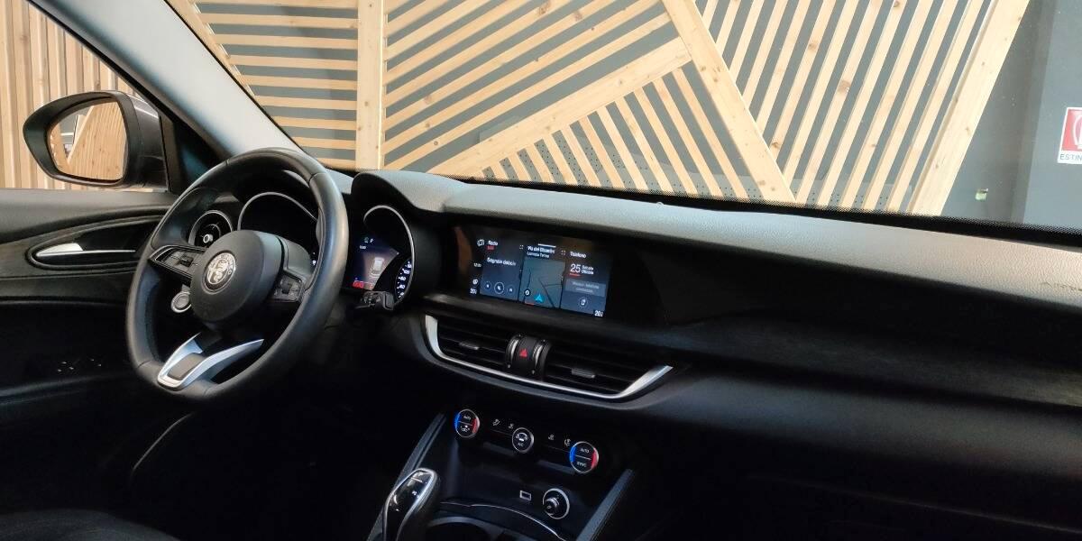 Alfa Romeo Stelvio 2.2 t Business rwd 190cv auto