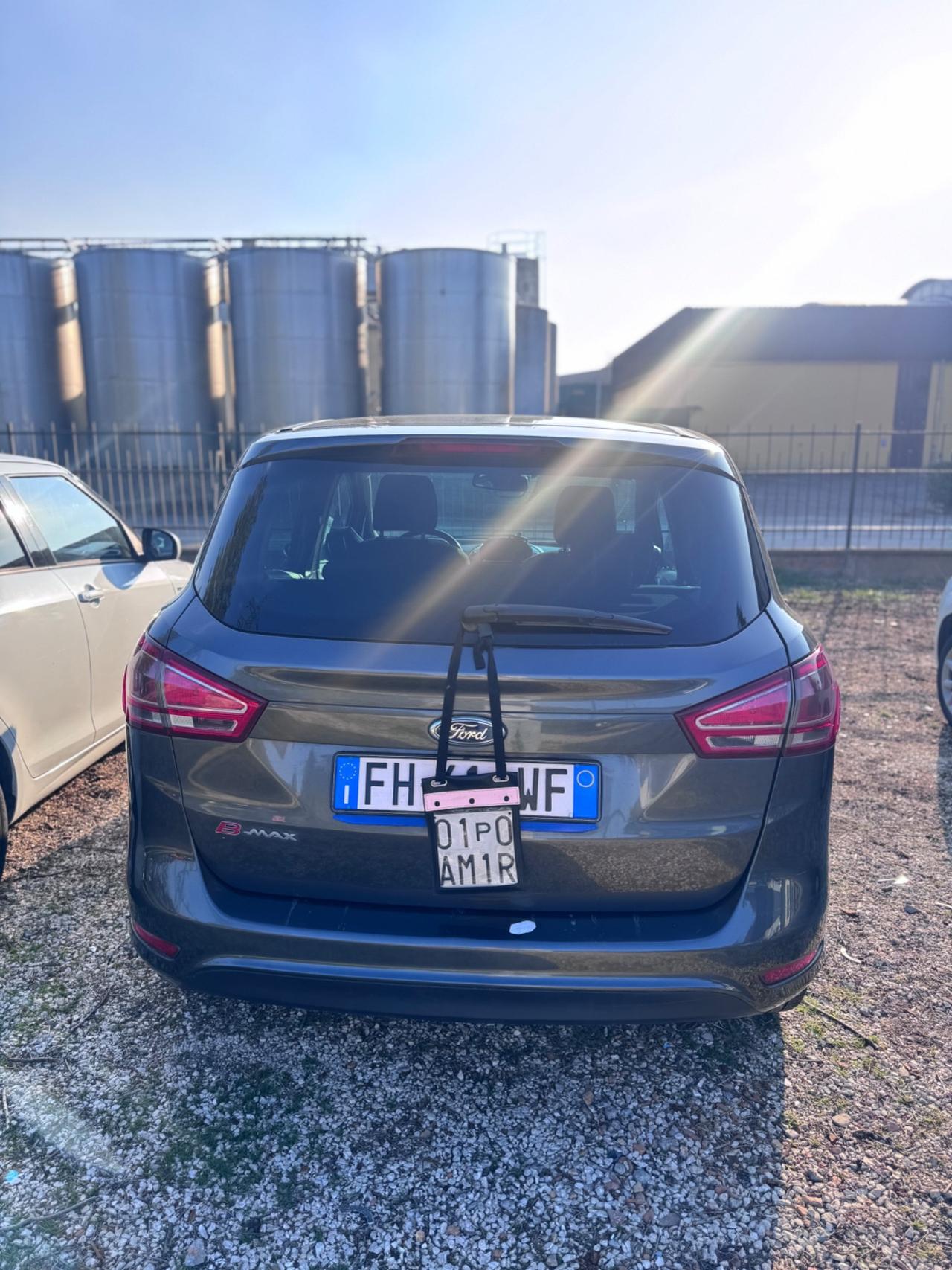 Ford B-Max 1.5 TDCi 75 CV Business Titanium