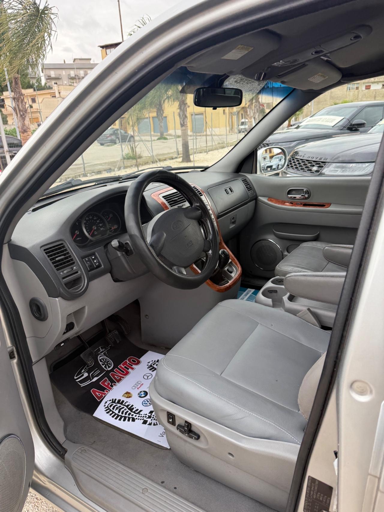 Kia Carnival 2.9 16V CRDi cat EX Comfort