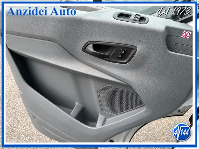 FORD Transit 350 2.0TDCi EcoBlue 130CV Doppia Cabina RG Entry