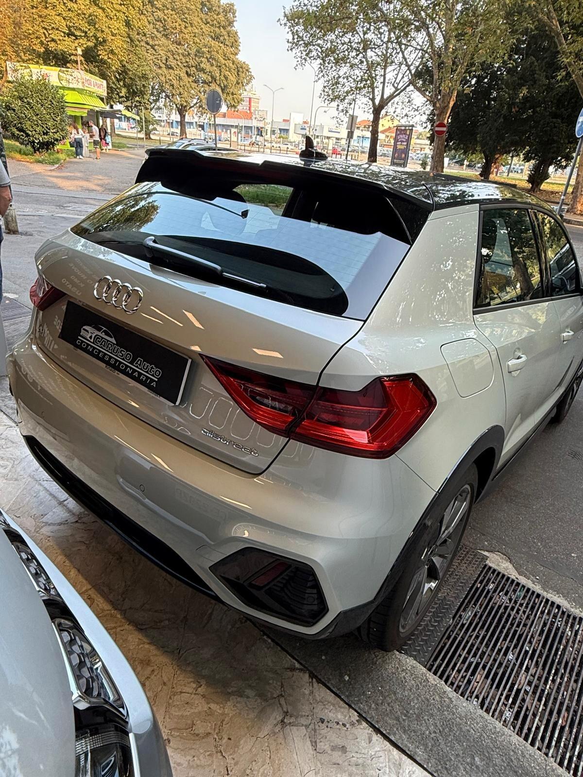 Audi A1 allstreet 30 TFSI Identity Contrast