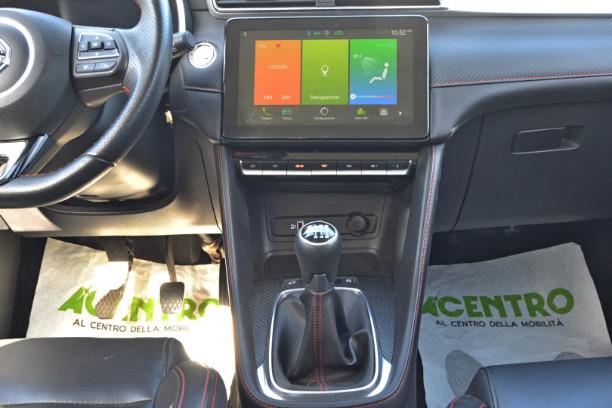 MG ZS - 1.0T 6MT LUXURY