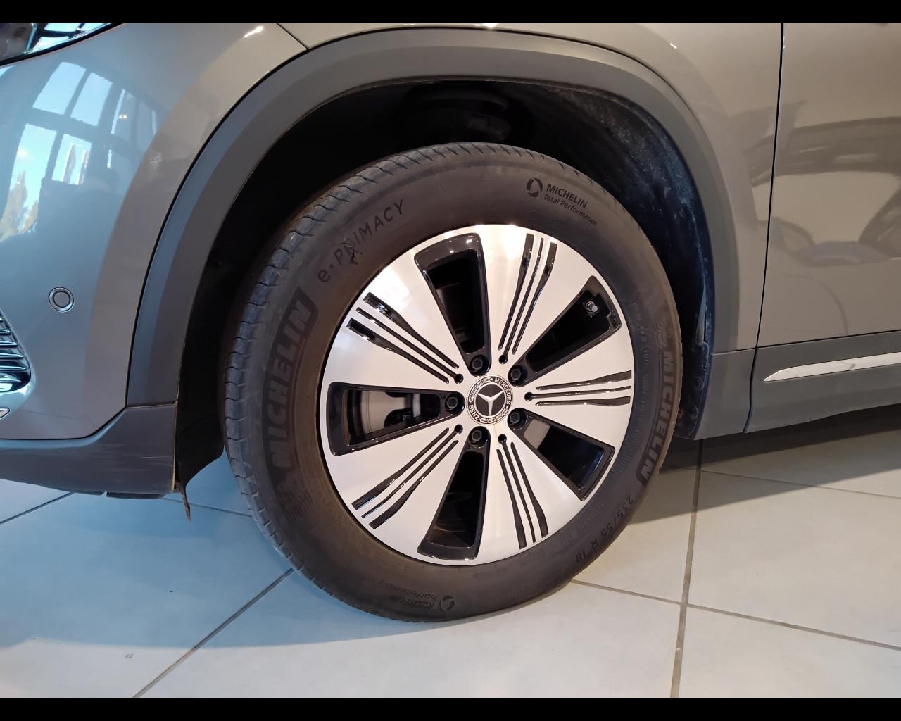 Mercedes-Benz EQA - H243 2024 - EQA 300 Progressive Advanced 4matic