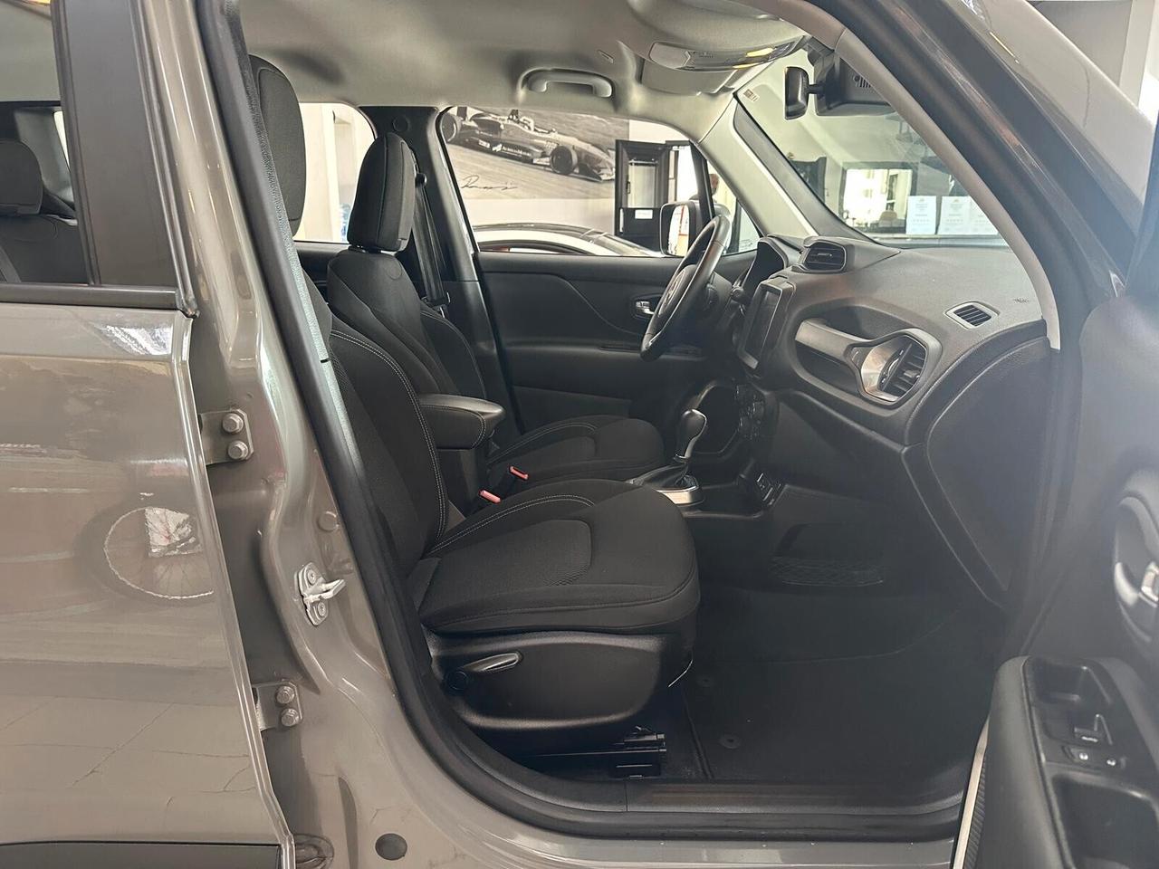 Jeep Renegade 1.6 Mjt DDCT 120 CV Limited FULL OPT. PARI AL NUOVO!!!