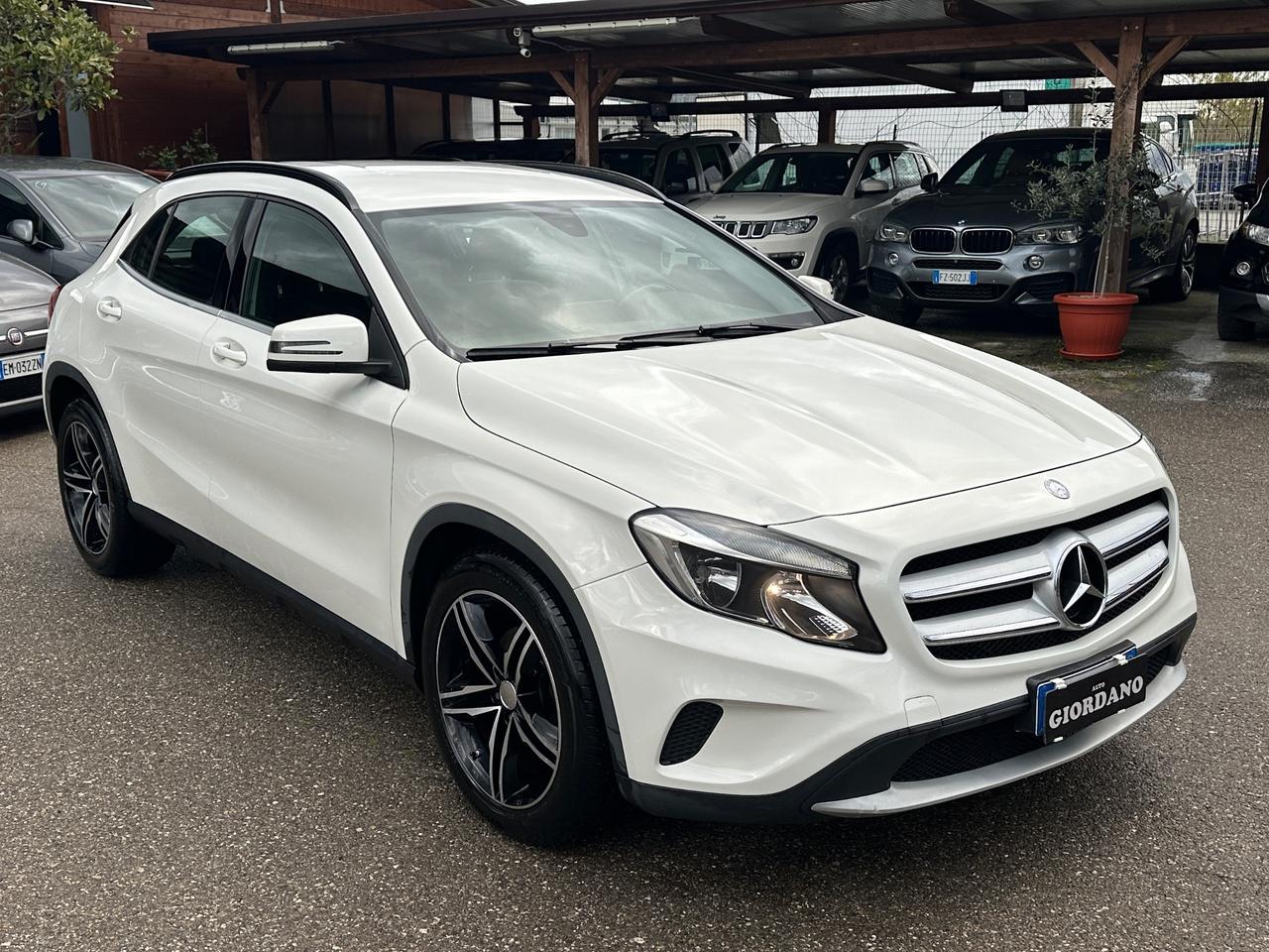 Mercedes-benz GLA 180 d Automatic Premium