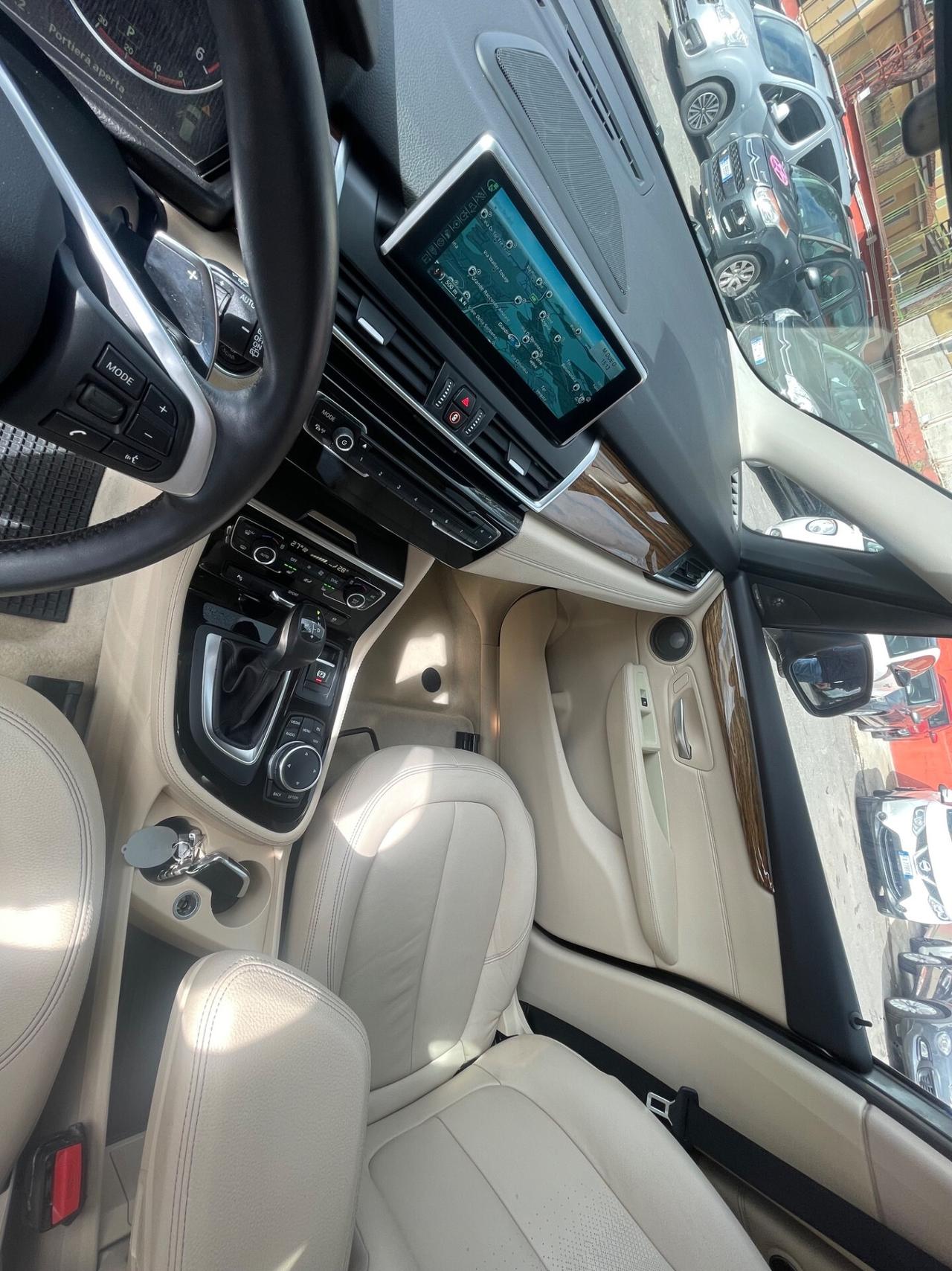218d Active Tourer Luxury-STRAFULL -UNIPRO-RATE