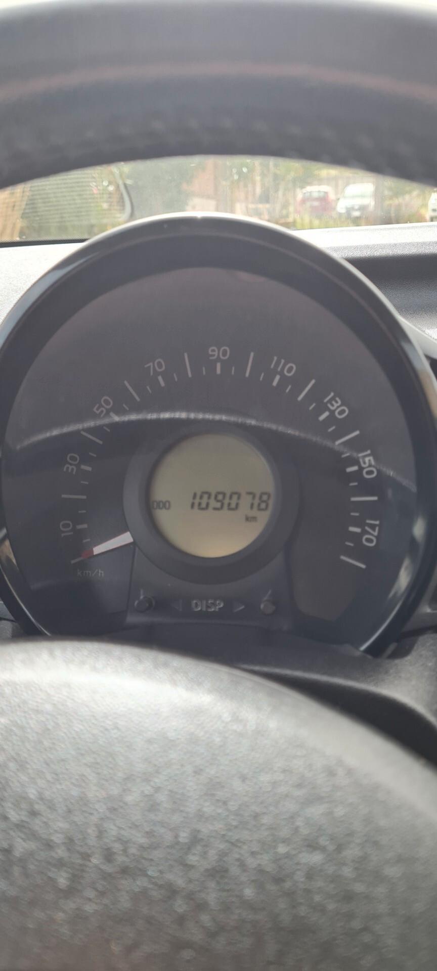 Toyota Aygo 1.0 VVT-i 69 CV 5 porte 109.000 km