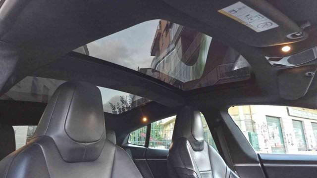 TESLA Model S 70d