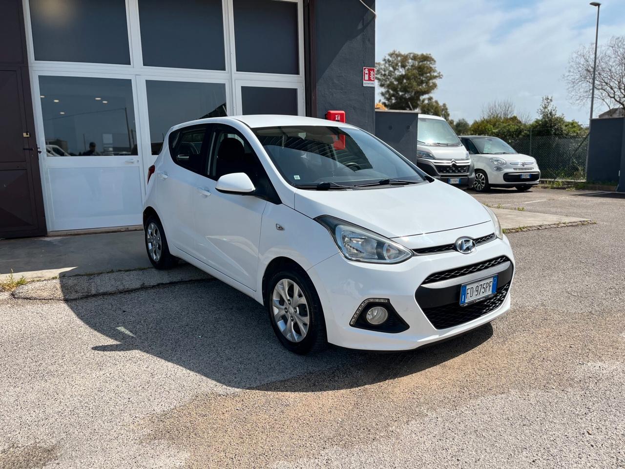 Hyundai i10 1.0 LPGI GPL -5 PORTE - NEOPATENTATI