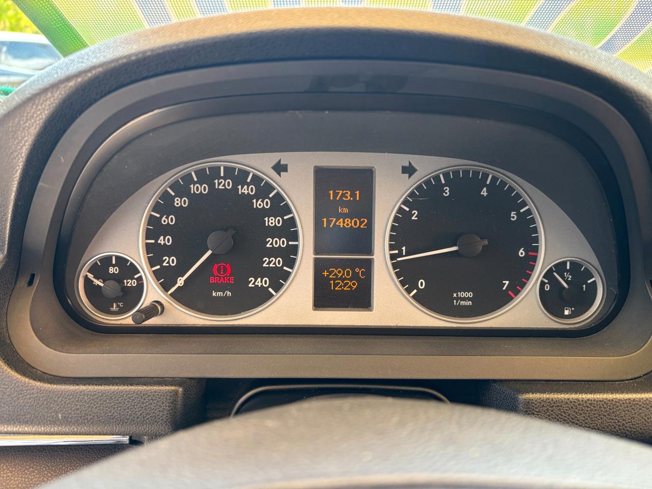 Mercedes-benz B 180 BlueEFFICIENCY Executive-2011