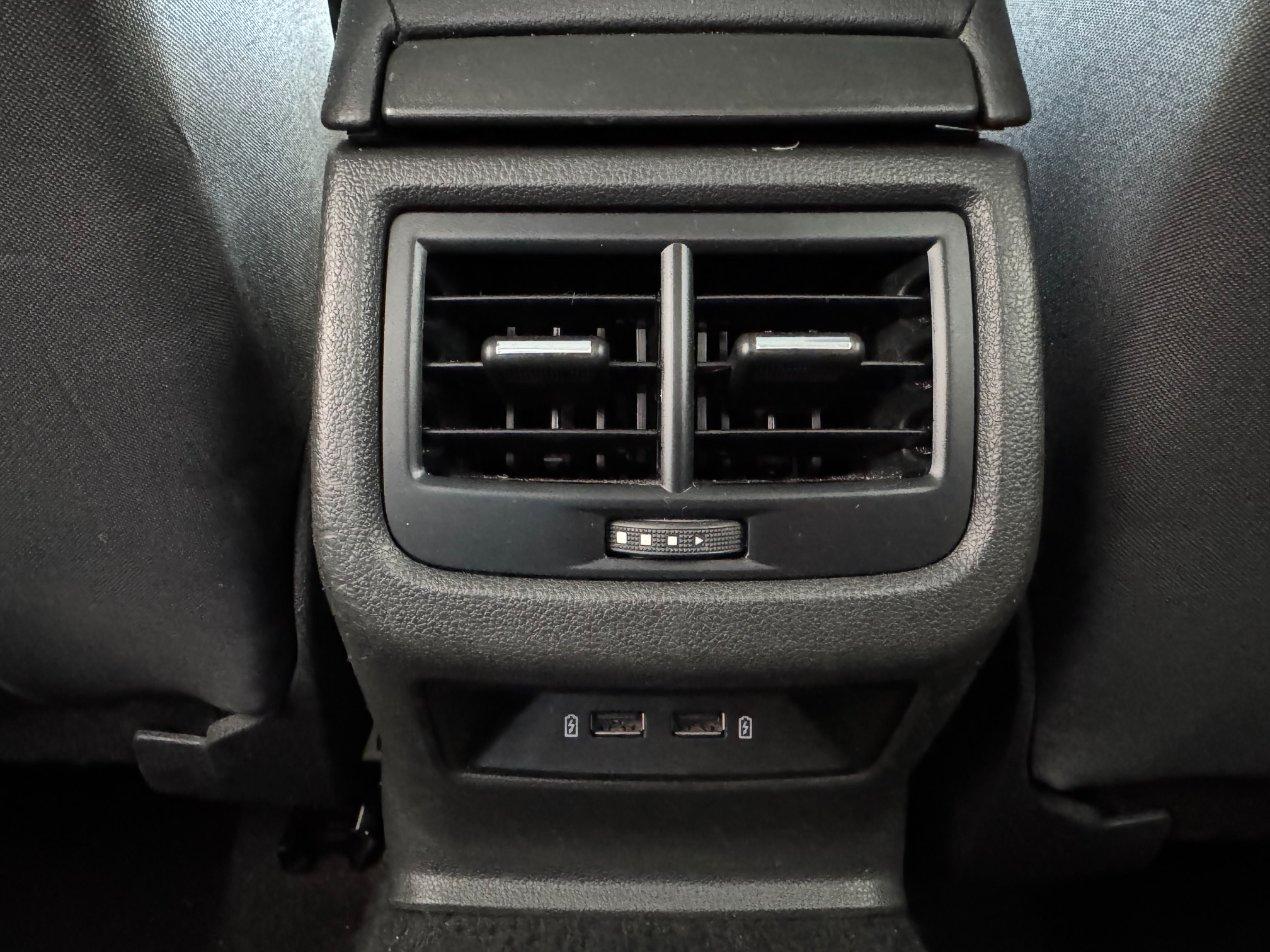 Seat Leon ST Sw 1.4 tgi Style 110cv Navi Led Uniprop Full