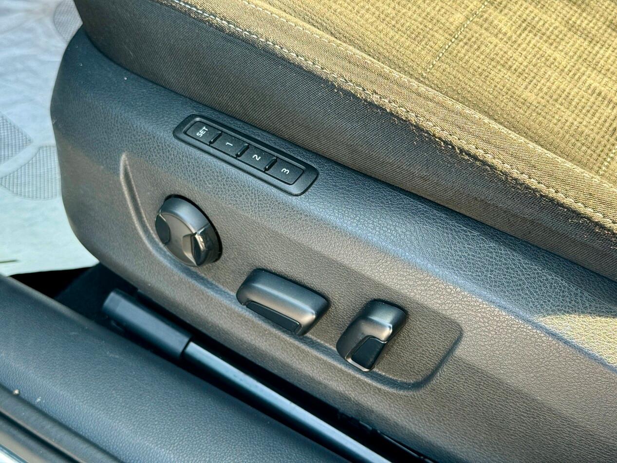 Skoda Superb Wagon Superb wagon 1.6 tdi Ambition