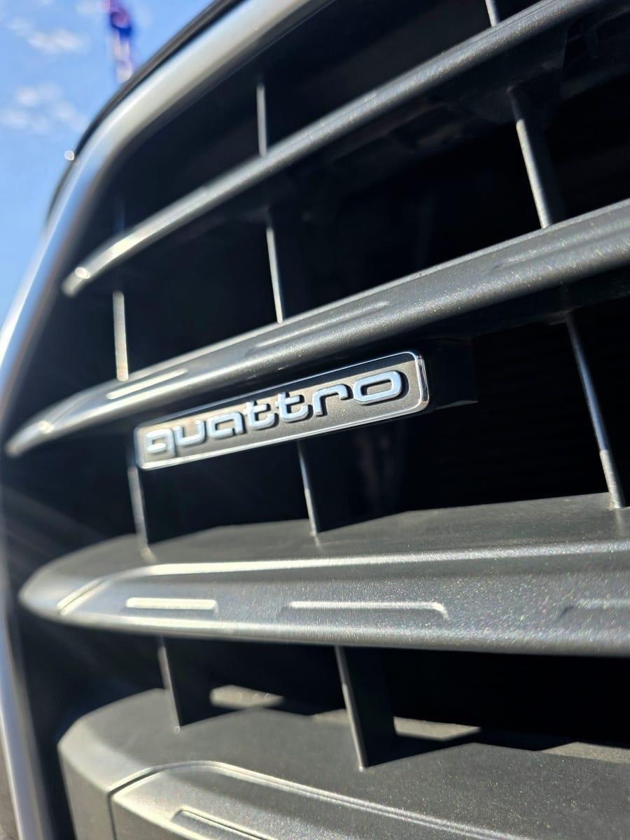 Audi Q3 2.0 TDI 150 CV quattro S tronic Sport